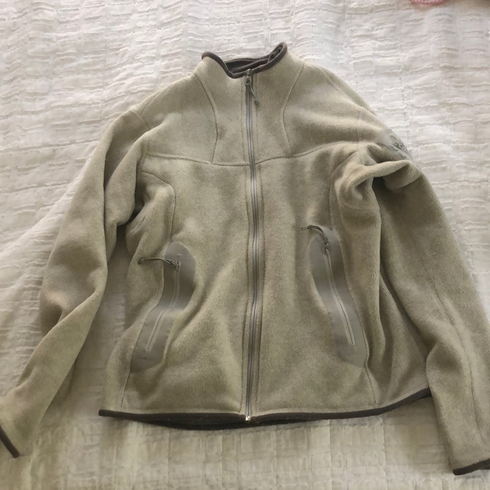 Arcteryx fleece - beige. Well loved but still very warm and cozy.